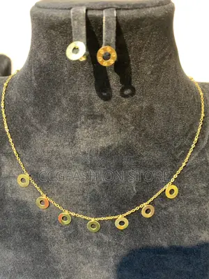 None Tarnish Simple Stainless Steel Necklaces Set