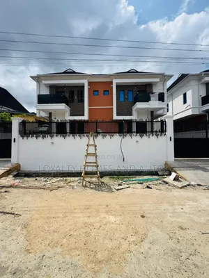 Furnished 4bdrm Duplex in Surulere for sale