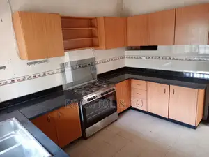 3bdrm Block of Flats in Wuse 2 for rent
