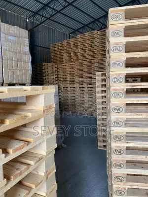 Wooden Pallets for Farm Harvest Storage