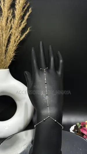 Silver Finger- Hand Bracelet