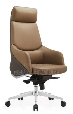 High Back Swivel Office Chiar