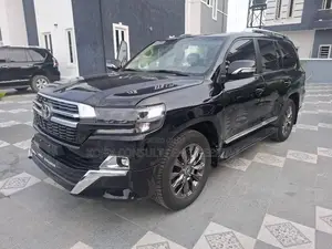 Toyota Land Cruiser 4.0 V6 GXR 2018 Black