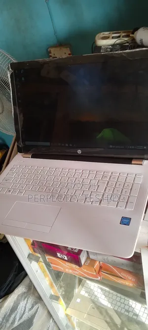 Laptop HP 15 8GB Intel Celeron HDD 320GB