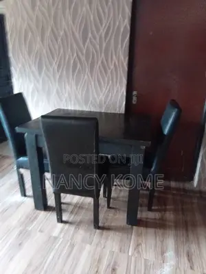 Dinning Table