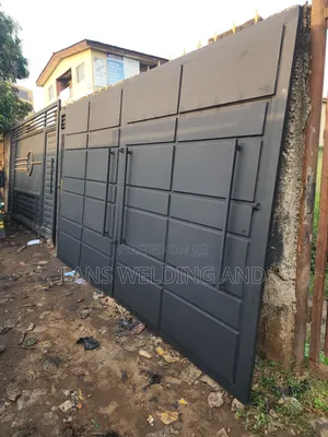 Simple Design Gate