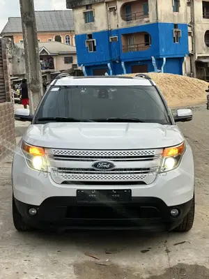 Ford Explorer 2013 White