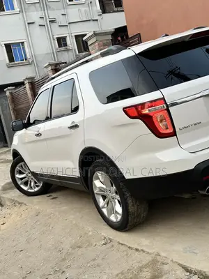 Ford Explorer 2013 White