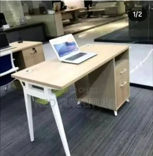 Quality Office Table With Drawer