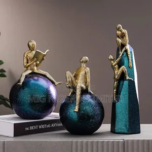 Figurine Shelves Status Table Top and Shelves Decor 1pc