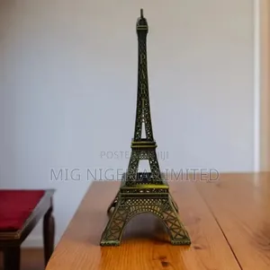 Tower Metal Paris Eiffel Tower Figurine Replica Holder Decoration 1pc