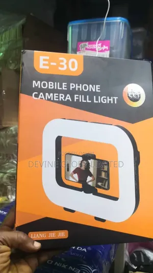 E-30 Mobile Phone Camera Fill Light – Rechargeable Led Ring