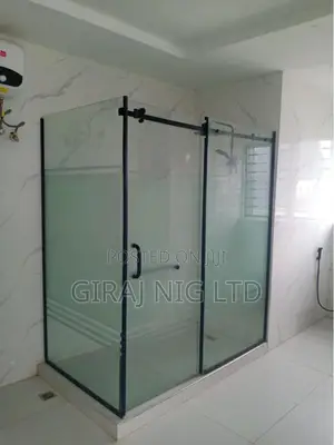 L Shaped Bathroom Shower Cubicle