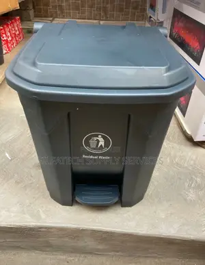 Trash Container