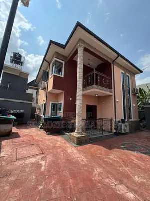 4bdrm Duplex in Shell Corperative, for sale
