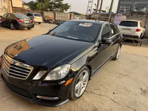 Mercedes-Benz E350 Base 4dr Sedan RWD (3.5L 6cyl 7A) 2013 Black