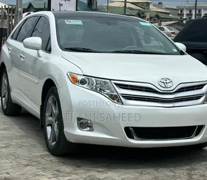 Toyota Venza V6 AWD 2010 White