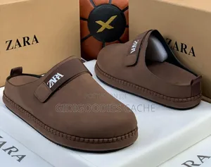 Zara Men's Mules