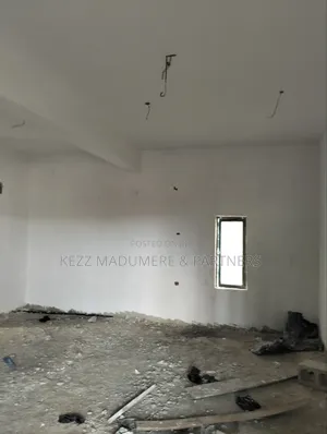 To Let : A Sizeable Single Shop on Sars Road, Port Harcourt