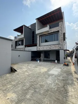 Furnished 4bdrm Duplex in Gbagada for sale