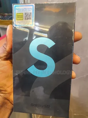 New Samsung Galaxy S22 5G 128 GB Black