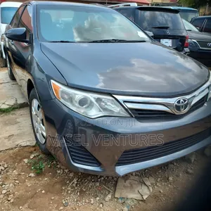 Toyota Camry 2013 Gray