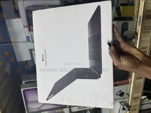 iPad Magic Keyboard for M4 N M5