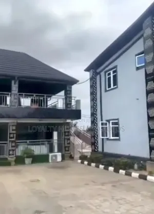 20 Rooms Functioning Hotel For Sale