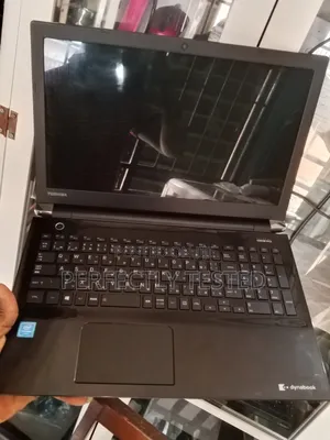 Laptop Toshiba dynaEdge DE-100 4GB Intel Celeron HDD 500GB