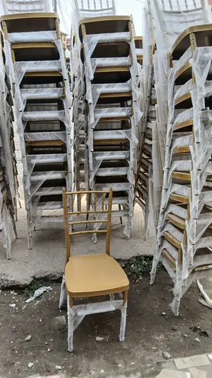 Chivalry Gold Invent Chair