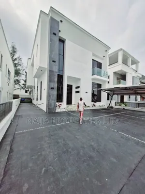 5bdrm Duplex in Megamound Estate, Lekki for sale