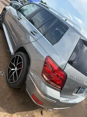 Mercedes-Benz GLK-Class 350 2010 Gray