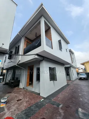 Furnished 4bdrm Duplex in Adelabu for sale
