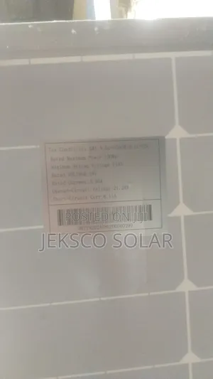 100w Solar Panel, Sunshine Brand New.