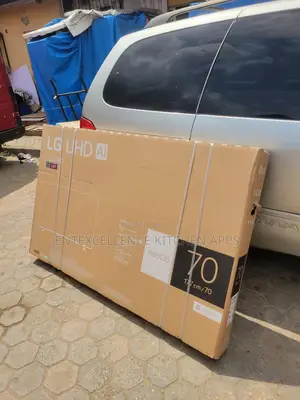 Lg 70" Inch Smart Tv Television Ut80