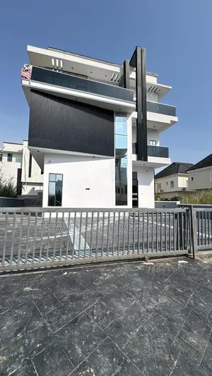 Furnished 5bdrm Mansion in Private Estate Lekki for sale