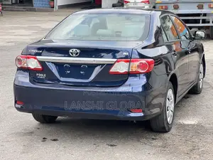 Toyota Corolla LE 4dr Sedan (1.8L 4cyl 4A) 2011 Blue
