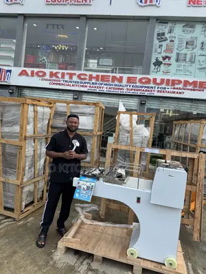Dough Moulder