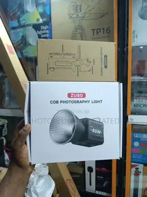 Zu-80 Zu80 Bi-Colour Led Light With Handheld and Stand