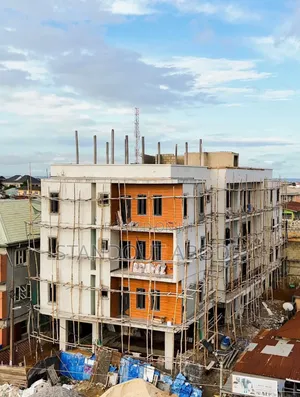 3bdrm Apartment in In A Secure Location, Yaba for sale