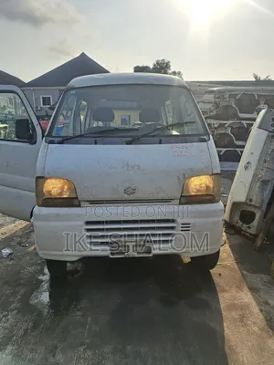 Suzuki Every 2010