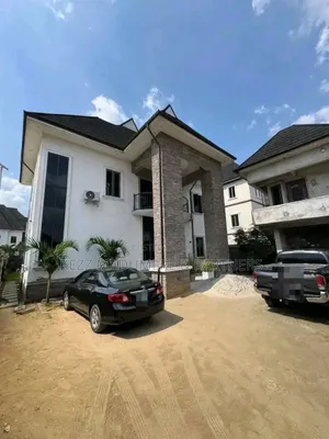 7bdrm Duplex in Gated Estate Sars for sale