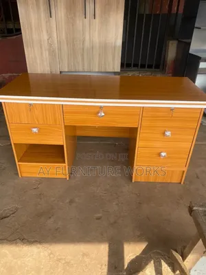 Office Desk