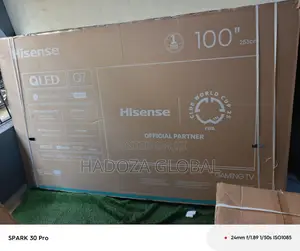 Q7q Hisense 100-inch Qled Display Unit