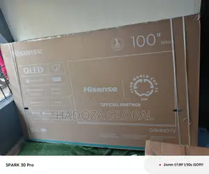Hisense Tv100q7q Large Screen Qled Tv