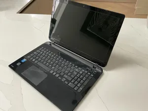 Laptop Toshiba C50 6GB Intel Celeron HDD 250GB