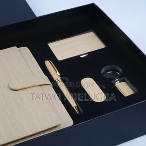 Conference Bamboo Gift Set With Keychain