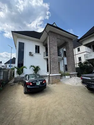 7bdrm Duplex in Sars Road Port for sale