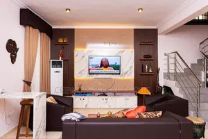 Furnished 5bdrm Duplex in Olive Courts Agodi for rent