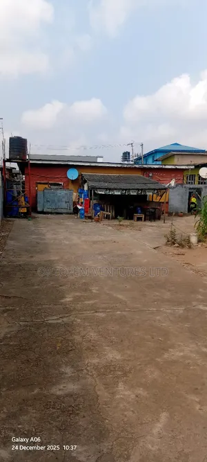 Furnished 10bdrm Bungalow in Off Old Oko Oba Road for rent